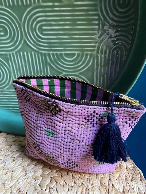 Accessoires 15 petite trousse kantha suzane ouverte doublure rayée verte / violet
